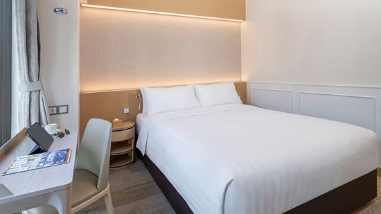 superior_queen-bed